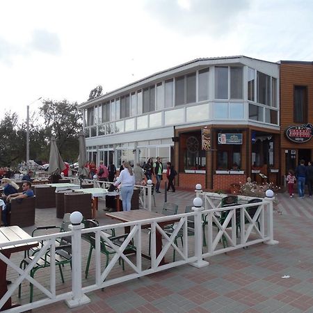 Cowboy Hotel Odesa Exterior foto